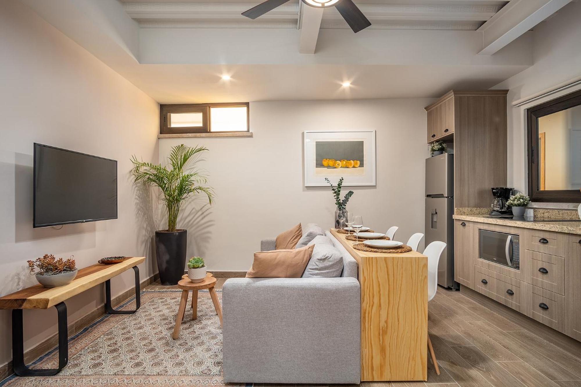 Best Location - New, Upscale, Modern Comfort 산미겔데아옌데 외부 사진